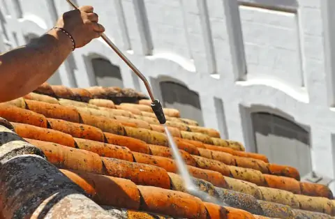 Nettoyage de toitures - Courthézon